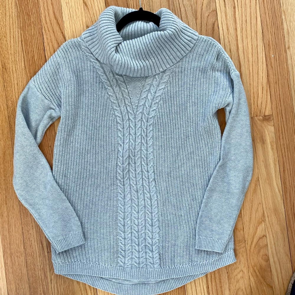 Banana Republic Size Small Gray Cowl Neck Sweater